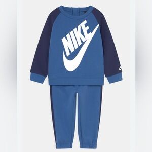 Toddler Nike sets